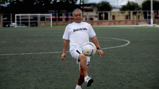 Fallece una de las leyendas del futbol nacional: “Conejo” Sánchez