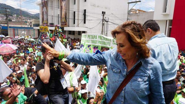 Representamos el cambio, afirma Torres, quien acusa a Giammattei de cercano a gobierno de Jimmy Morales