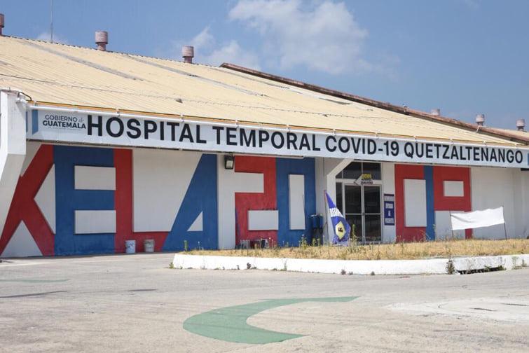 Autoridades de Salud decretan Alerta Roja en hospitales por “aumento masivo” de casos COVID-19