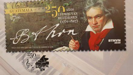 Emiten sello postal en conmemoración de 250 años del natalicio de Beethoven