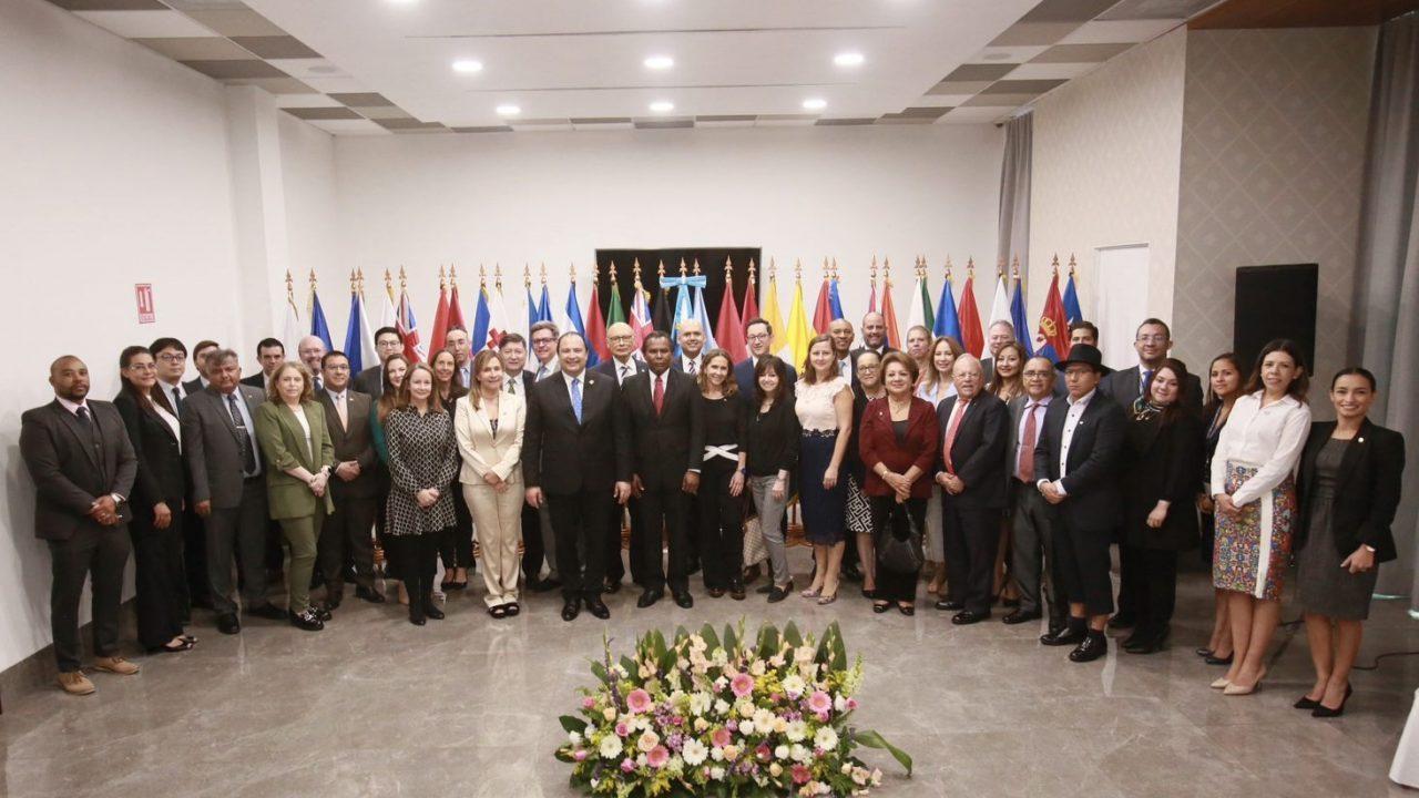 Ministro de Relaciones Exteriores de Guatemala se reúne con cuerpo consular para fortalecer relaciones diplomáticas