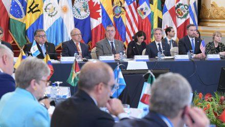 Tema migratorio, relevante en conversaciones entre presidentes Arévalo y López Obrador