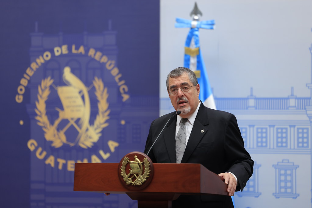Guatemala anuncia medidas para asegurar suministro eléctrico y promover ahorro de energía