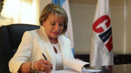 Bernardo Arévalo destituye a Jazmín de la Vega como Ministra de Comunicaciones