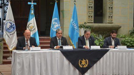Guatemala y UNOPS firman acuerdo para mejorar el abastecimiento médico