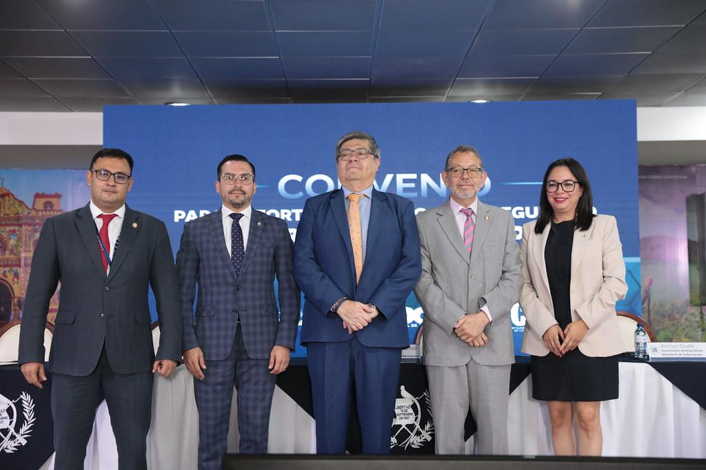 Convenio interinstitucional refuerza la seguridad aeroportuaria en Guatemala