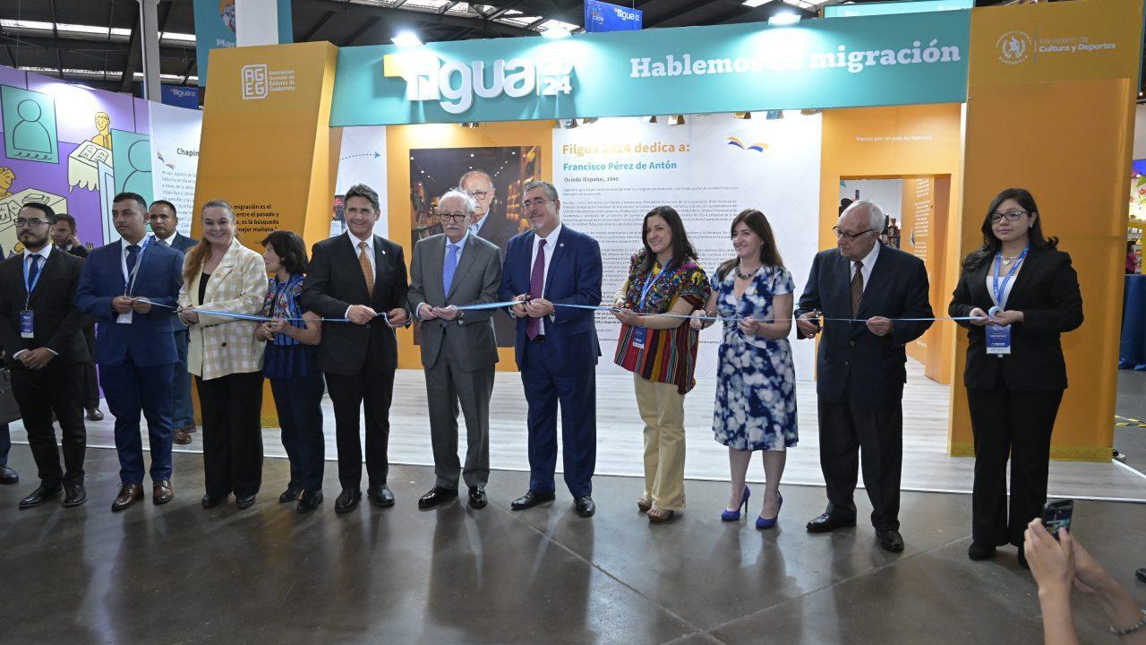 Presidente Arévalo inaugura Filgua 2024 destacando la importancia de la lectura