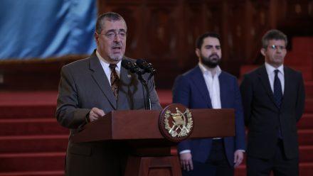 Presidente Arévalo anuncia reorganización de equipo de gobierno
