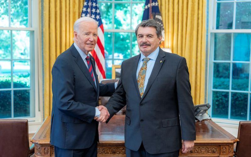 Nuevo Embajador de Guatemala presenta credenciales en la Casa Blanca