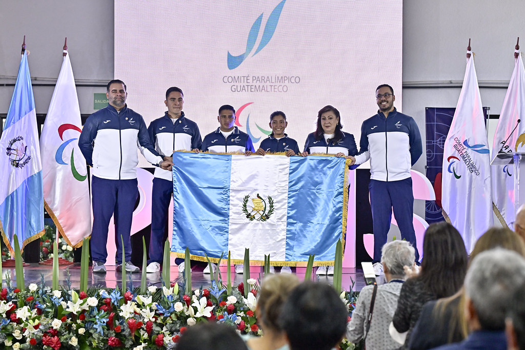 Presidente Arévalo reconoce a deportistas que representarán a Guatemala en los Paralímpicos París 2024