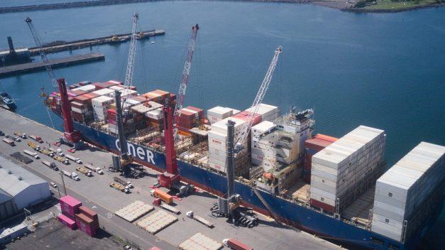 Empresas en Puerto Quetzal denuncian atrasos en operaciones de carga y descarga